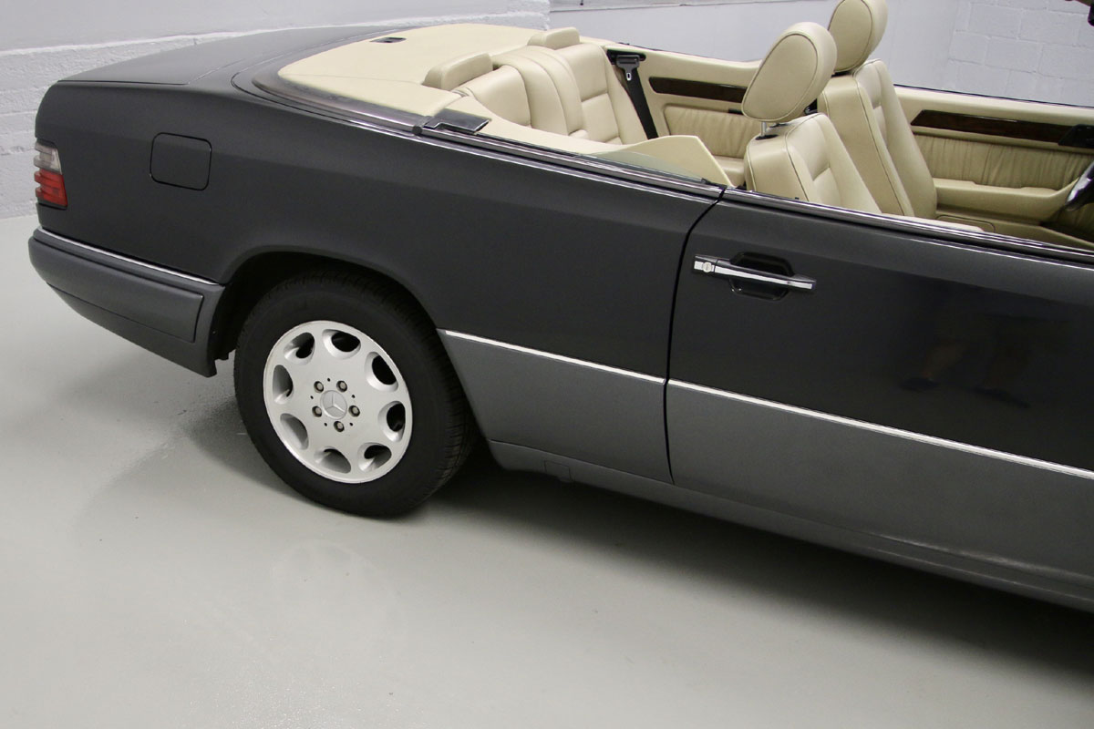 1995-mercedes-benz-E320-cabriolet30